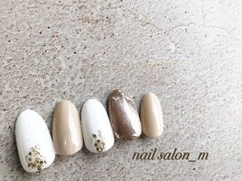 シンプルニュアンスネイル