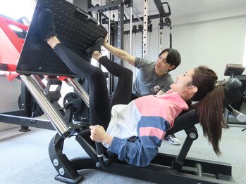 ナリジム 赤坂/レッグプレスマシン