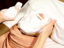 完全個室で施術を行います。糖の力で優しく汚れをオフ♪