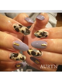 アニマル柄をスモーキーに！