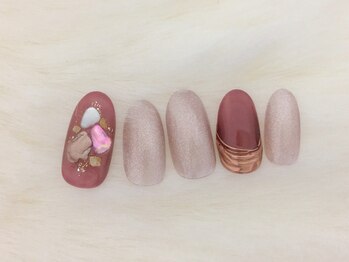 ネイルズ ラ ブリーサ(nails La Brisa)/オフィスでも楽しめる♪【7700】