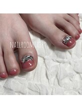 タビー(Tabby)/ビジューでキラキラフット♪