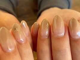 上品グラデーションネイル♪