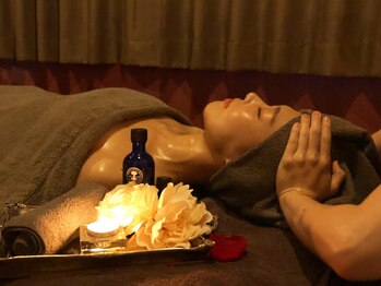 コンフォート(comfort)の写真/贅沢な個室空間でリラックス◎【極上空間・最高級のおもてなし・アロマオイルマッサージ】で疲れた自分に☆