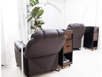 アンメ 東新宿(An'me)/リクライニングチェア