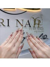 ユリナリタ(YuRi Narita)/