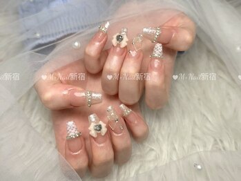 エムプラスネイル 新宿(M+Nail)/長さ出し★持ち込み