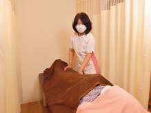 新小岩コスモス整骨院の雰囲気（女性スタッフ在籍しているので、初めての方も安心して通えます！）