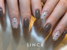 ビジューネイル(彩陽)