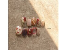 シルニー リム(Silny rim)/アシンメトリーニュアンスネイル