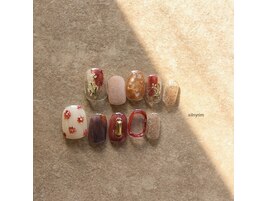 アシンメトリーニュアンスネイル