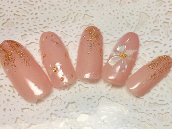 ネイルサロン リリオ(Nail Salon Ririo)/シェルフラワーネイル