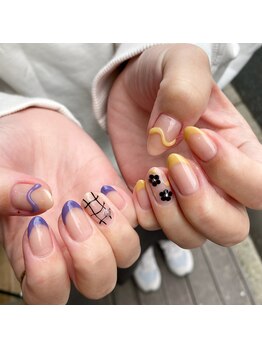 ネイルアルケー(Nail ARCHE)/アシメフレンチ