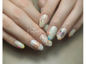 フローフェン(Floofen)/マルチカラーのツイードネイル
