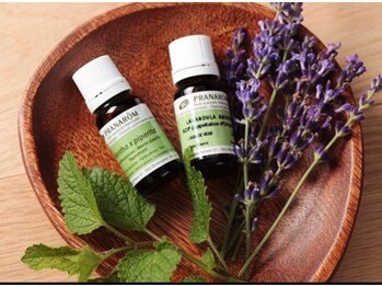 ファミリア(Familiar.)/高品質プロナロムの精油を使用