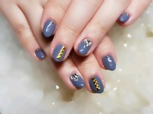 アグン(agung)/クールな大人女子ネイル