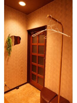 和顔愛語の写真/落ち着いた雰囲気の完全プライベートサロン！すっぴんパジャマでも気軽に通えるお店！
