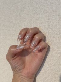 長さだしで叶うクリアネイル