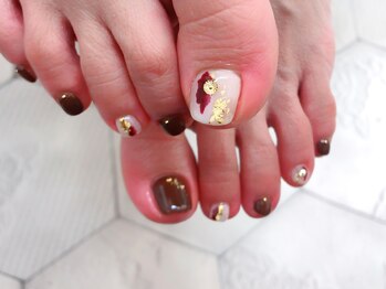 フォンテーヌブロー 野々市店(Fontaine Brow)/付け放題フリーデザインネイル