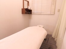 フォーアール 整体院(for.R)/個室ベッド