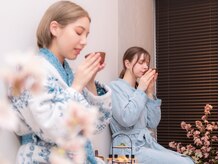 さくら庵 アサクサ(SAKURA-AN ASAKUSA)の雰囲気（春を満喫！桜のシーズンは、施術後に桜茶もご用意しております♪）