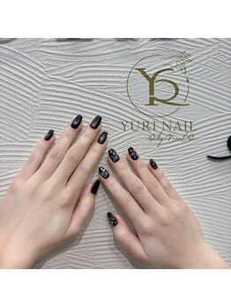 ユリナリタ(YuRi Narita)/