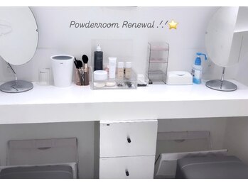 ポアレスラボ 新宿マルイ本館店/パウダースペースもございます☆