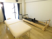 おこしんちゅ 渋谷 代々木公園/ベット、リフォーマー