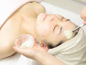 ルミリア(Lumiria)の写真/美肌の土台を育む！当店人気のエルモサハーブは剥離なしで安心☆健やかな肌へ！