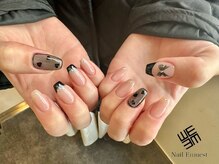 ネイル エミュスト(Nail Emuest)/黒フレンチ×ガーリーリボン