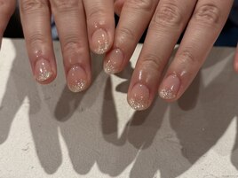 キラキラグラデーションネイル