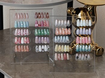 A.mana Nail 【アマナ ネイル】の写真/【大人女性の上品手元】洗練されたシンプルデザインで指先から美しく。日常に溶け込む上品な華やぎを演出◎