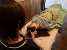 クマの冬眠 南川添店/施術風景