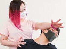 全力ストレッチ 新宿西口/首筋・肩・上半身ストレッチ