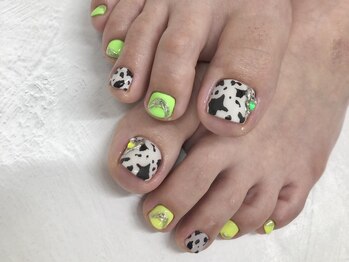 アムール(AMOUR)/うし柄フット