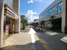 レラ/サロンの道順　３