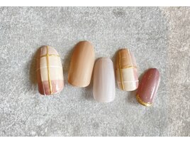 チェックネイル