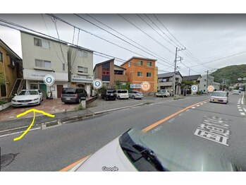 サンムーン(sunmoon)/駐車場は店舗前OK