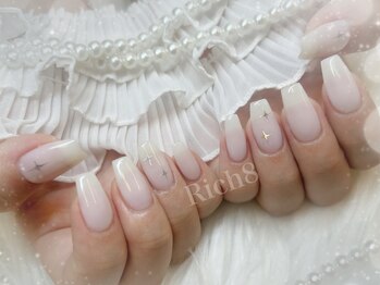 ネイルアンドまつげエクステ リッチエイト 原宿店(Rich8)/乳白色＋ポイントアート