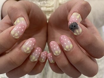 苺×ねこちゃんネイル