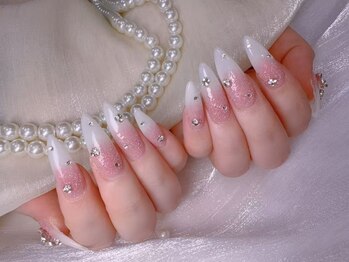 スノーネイルサロン 新宿店(Snow nail salon)の写真/指先から大人女性を演出♪豊富なデザインの中からあなたの理想のネイルがきっと見つかる♪
