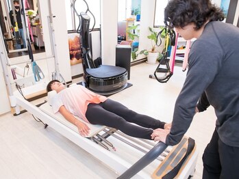 プルクラ 新宿店(PULCHRA)の写真/【新宿御苑駅より徒歩3分】今人気のピラティスを当店で始めてみませんか？9時～20時営業で通いやすさも◎