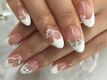 ラリュールネイル(L'Allure nail)/ハート白フレンチネイル￥8200