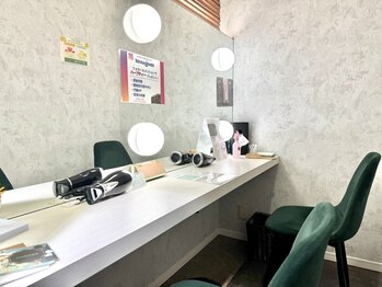 リンガ(Ringa)/施術後はメイクルームにご案内