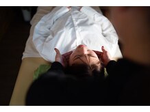 クマの冬眠 南川添店/施術風景