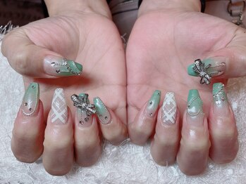 レアネイル 新宿(le'a nail)/グリーングラデーションデザイン