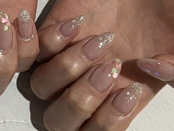 桜のラメグラデーションネイル