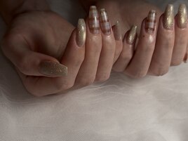 チェックネイル　ラメネイル