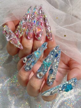 アンドモア(& MORE)の写真/【ギャル/地雷量産/韓国ネイル大歓迎★】爪に優しいフィルイン施術で可愛いを更新♪ハンドフット同時施術◎