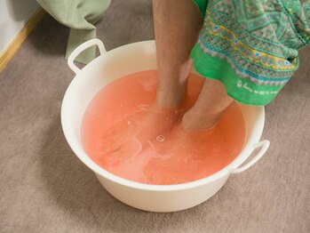 カエル(Kaeru)/足浴